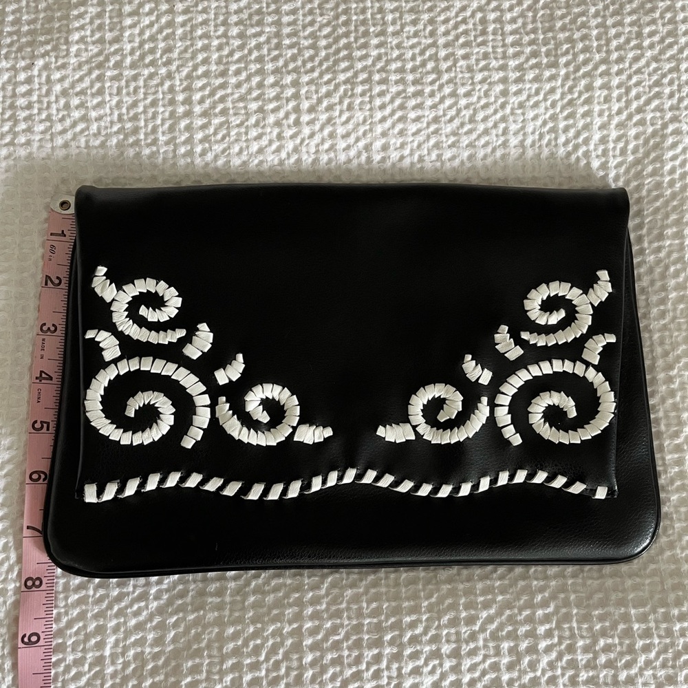 Oversized Anne Fontaine Clutch